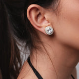 BRINCO PRESSÃO LEANDRA DOURADO