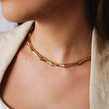 COLAR DOURADO LÍVIA